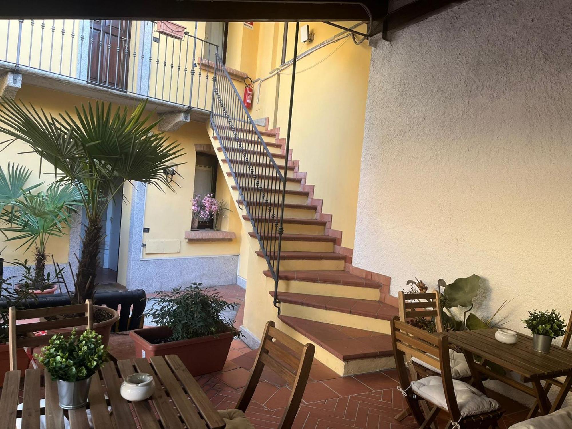 Bilocale Dafne Abbadesse Guest House Milano Esterno foto